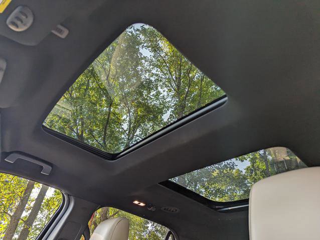 Used 2019 Ford Explorer Limited w/ Class III Trailer Tow Package FWD image 6