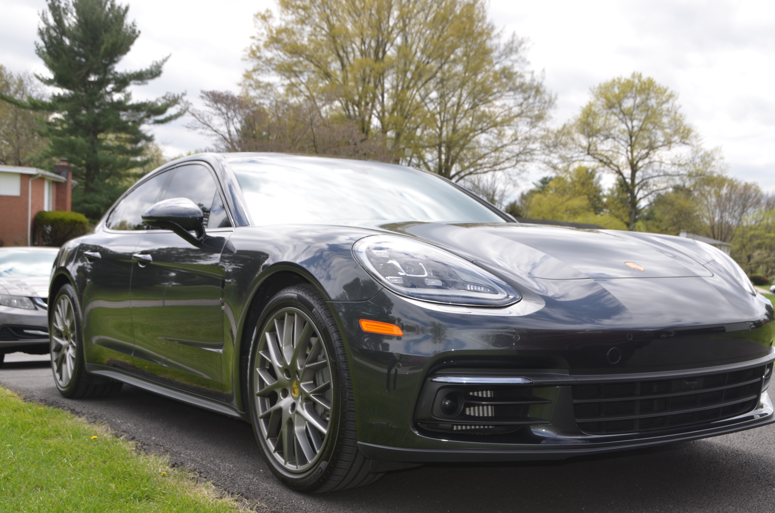 Used 2017 Porsche Panamera 4S AWD/4WD image 2