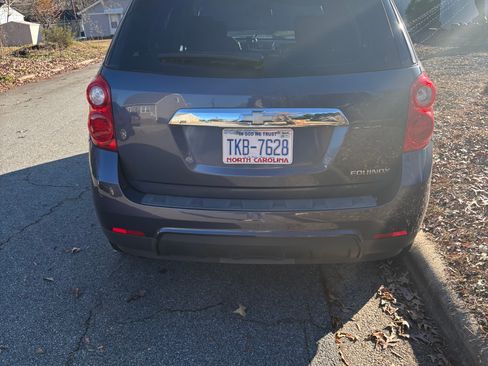Used 2013 Chevrolet Equinox LS image 2