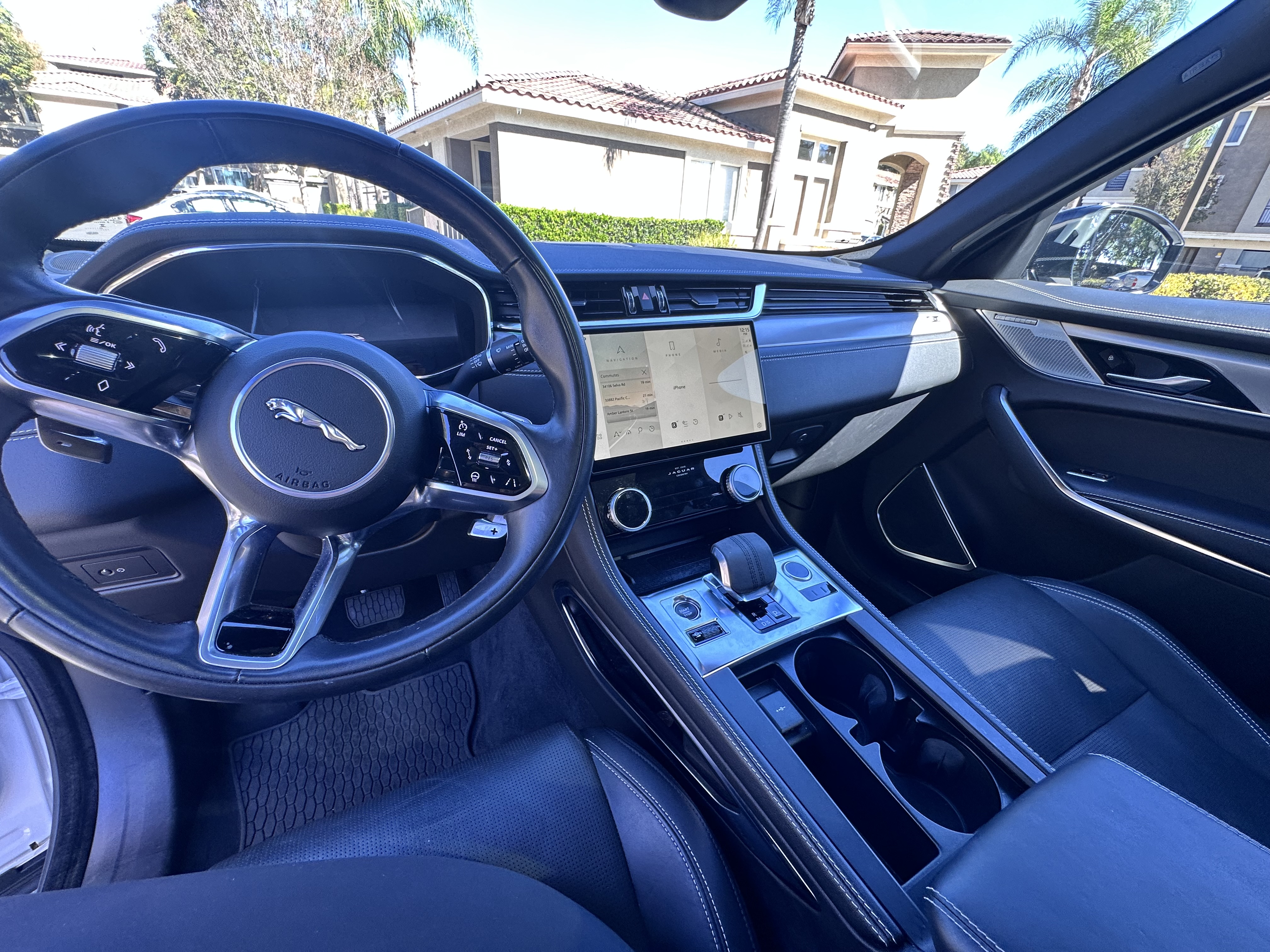 Used 2024 Jaguar F-PACE R-Dynamic S AWD/4WD image 10