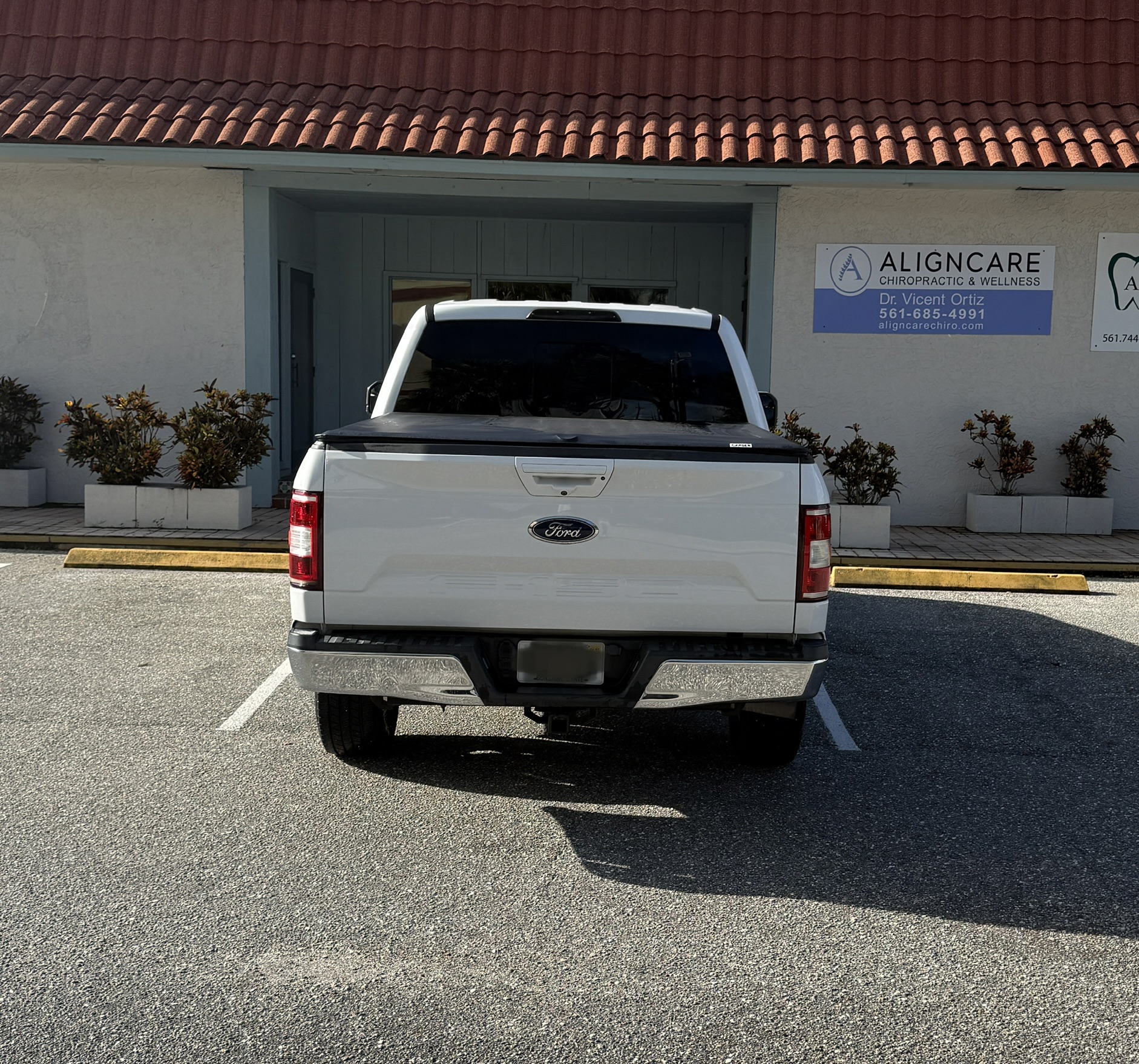 Used 2018 Ford F150 Lariat w/ Trailer Tow Package RWD image 4