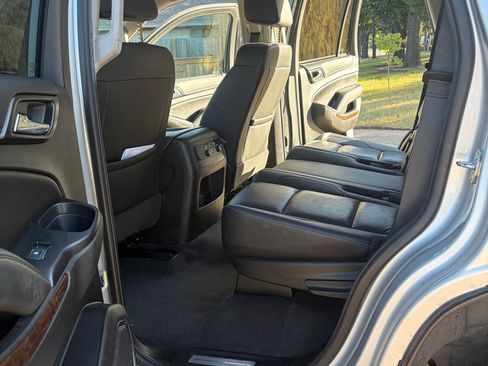 Used 2019 Chevrolet Tahoe LT RWD image 6