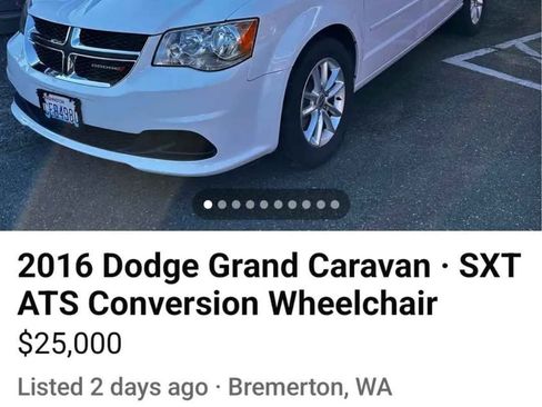 Used 2016 Dodge Grand Caravan SXT w/ Rear Park Assist Package image 1