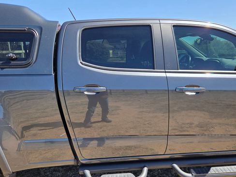 Used 2016 Chevrolet Colorado Z71 image 18