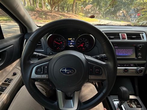 Used 2015 Subaru Outback 2.5i AWD/4WD image 13