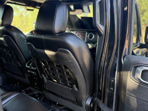 Used 2020 Jeep Gladiator Rubicon image 30