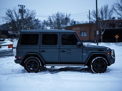 Used 2017 Mercedes-Benz G 550 G 550 Sport Utility 4D image 5
