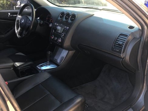 Used 2011 Nissan Altima 2.5 SL w/ 2.5SL Pkg image 21
