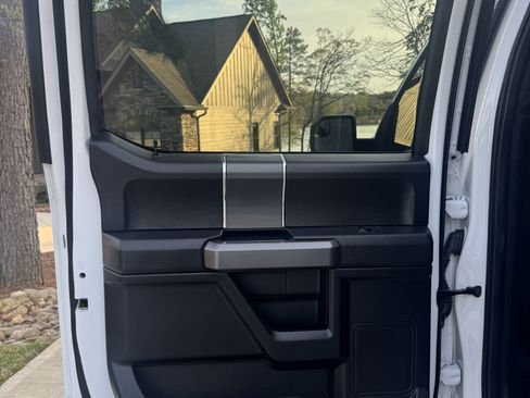 Used 2019 Ford F150 XLT w/ Equipment Group 302A Luxury image 17