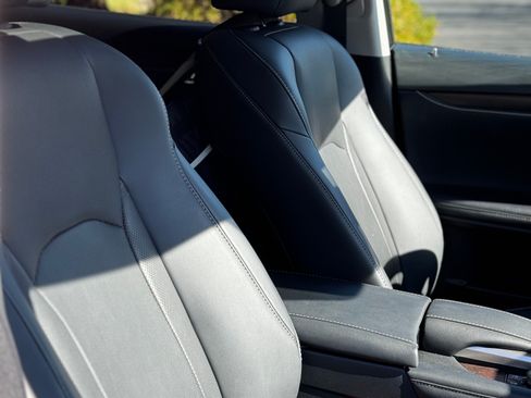 Used 2021 Lexus RX 450h AWD w/ Premium Package image 12