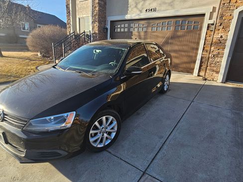 Used 2014 Volkswagen Jetta SE image 2