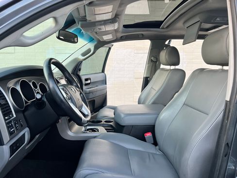 Used 2014 Toyota Sequoia Limited image 9