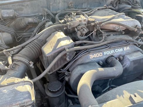 Used 2000 Toyota 4Runner Limited RWD image 16
