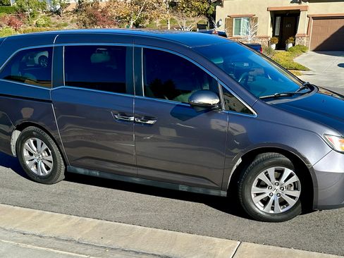 Used 2015 Honda Odyssey EX image 15