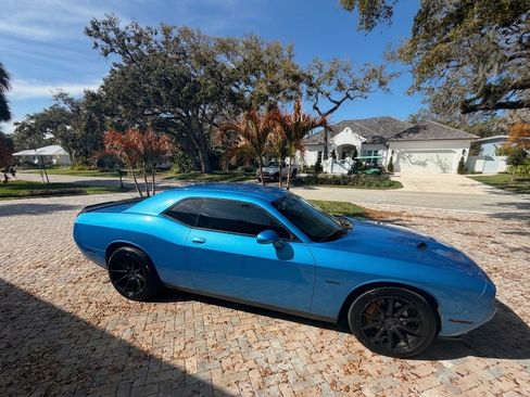 Used 2016 Dodge Challenger R/T w/ Blacktop Package image 11
