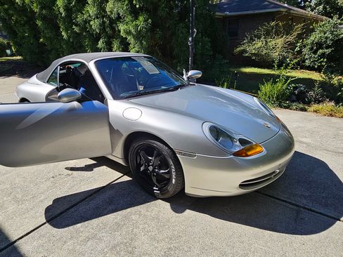Used 1999 Porsche 911 Carrera image 10
