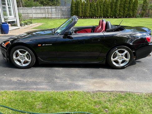 Used 2001 Honda S2000 image 8