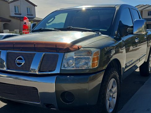 Used 2005 Nissan Titan SE w/ (W01) Utility Bed Pkg image 2