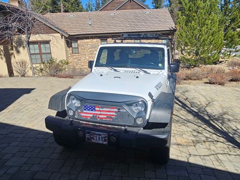 Used 2014 Jeep Wrangler Sport w/ Power Convenience Group image 4