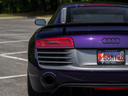 Used 2010 Audi R8 V10 AWD/4WD image 31