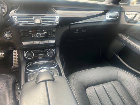 Used 2014 Mercedes-Benz CLS 550 image 9