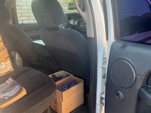 Used 2004 Dodge Ram 1500 Truck SLT image 15