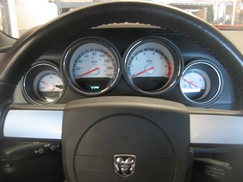 Used 2009 Dodge Challenger R/T image 21