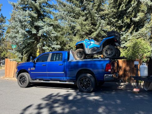 Used 2015 RAM 2500 Big Horn image 1