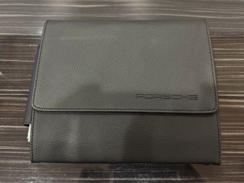 Used 2018 Porsche 911 4 Coupe image 22