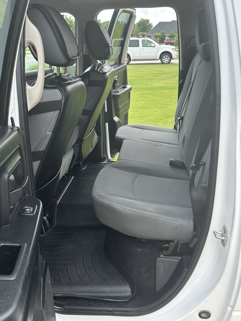 Used 2014 RAM 1500 Express AWD/4WD image 18