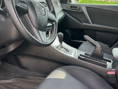 Used 2011 MAZDA MAZDA3 i Sport image 8