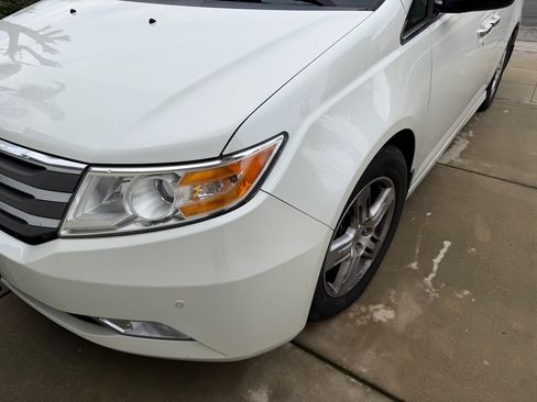 Used 2012 Honda Odyssey Touring Elite image 16