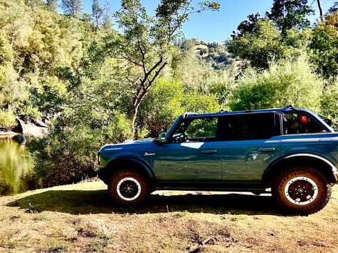 Used 2021 Ford Bronco Outer Banks w/ Sasquatch Package image 4