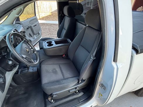 Used 2011 Chevrolet Silverado 1500 W/T w/ LS Package image 12