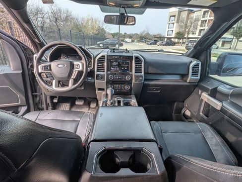 Used 2015 Ford F150 Lariat image 8