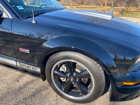 Used 2007 Ford Mustang GT RWD image 5