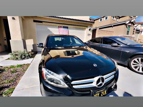 Used 2018 Mercedes-Benz C 300 Sedan image 4