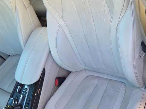 Used 2014 BMW X5 xDrive35d image 13