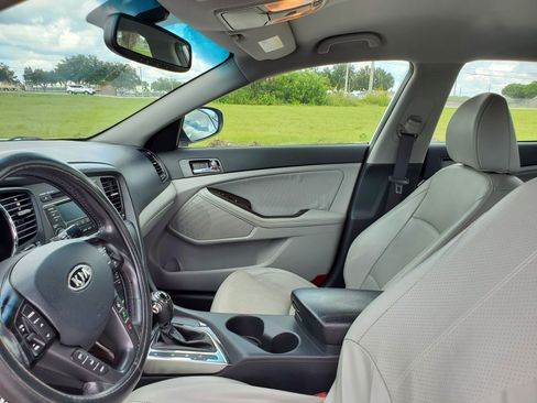 Used 2012 Kia Optima EX FWD image 13