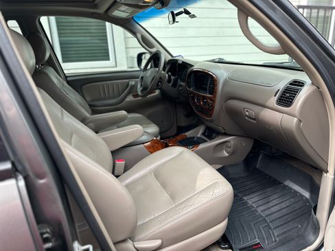 Used 2005 Toyota Tundra Limited image 20