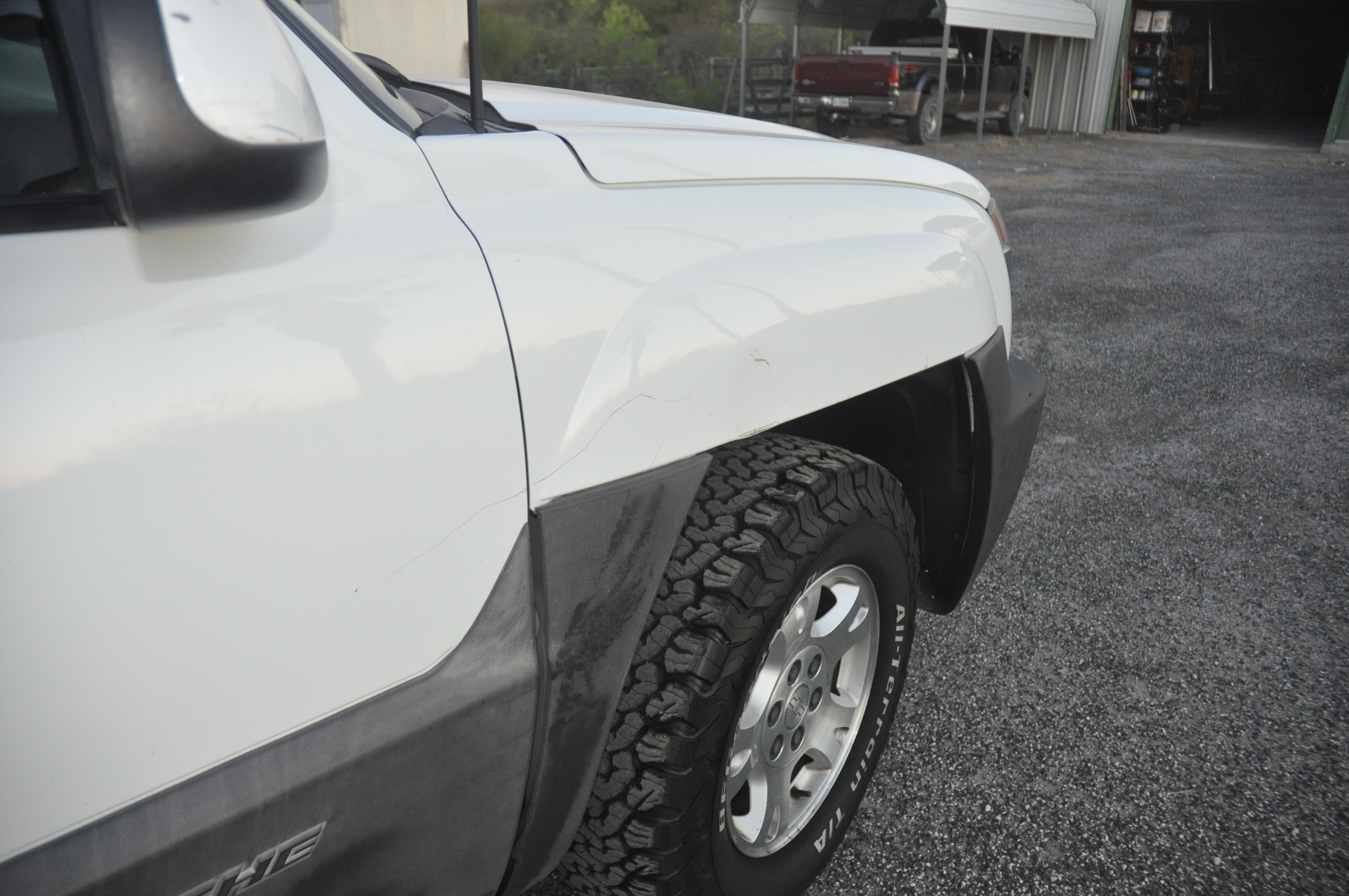 Used 2003 Chevrolet Avalanche 4x4 w/ Suspension Package, Off-Road image 19