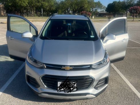 Used 2019 Chevrolet Trax LT image 8