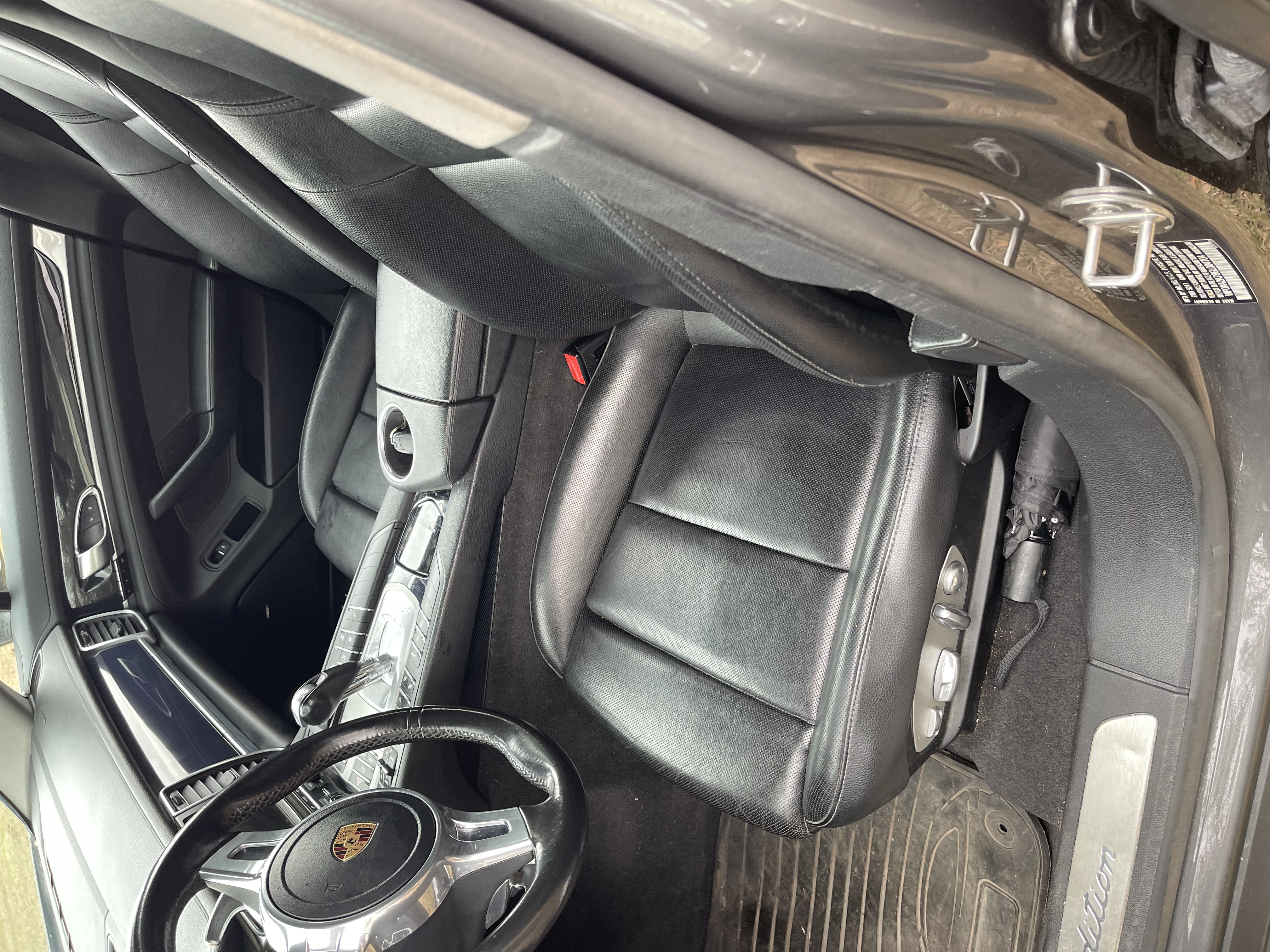 Used 2016 Porsche Panamera image 11