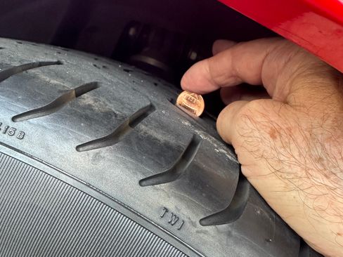 Used 2013 SRT Viper GTS w/ GTS Laguna Interior Pkg image 13