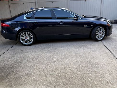 Used 2020 Jaguar XF Prestige AWD/4WD image 13