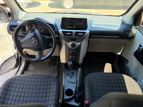 Used 2012 Scion iQ Hatchback 2D image 9