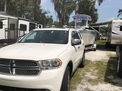 Used 2011 Dodge Durango Citadel w/ Trailer Tow Group IV image 17