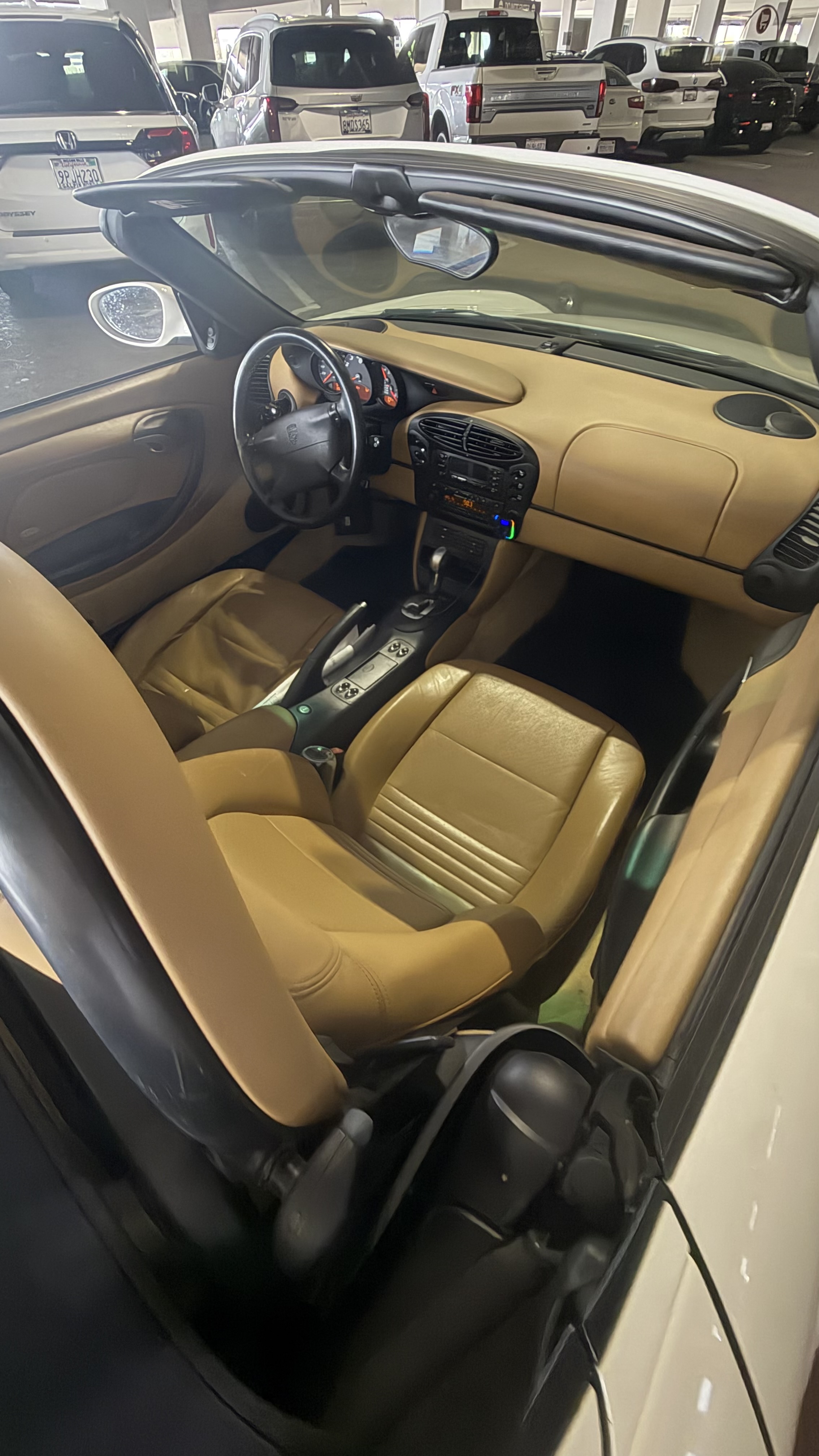 Used 2000 Porsche Boxster RWD image 8