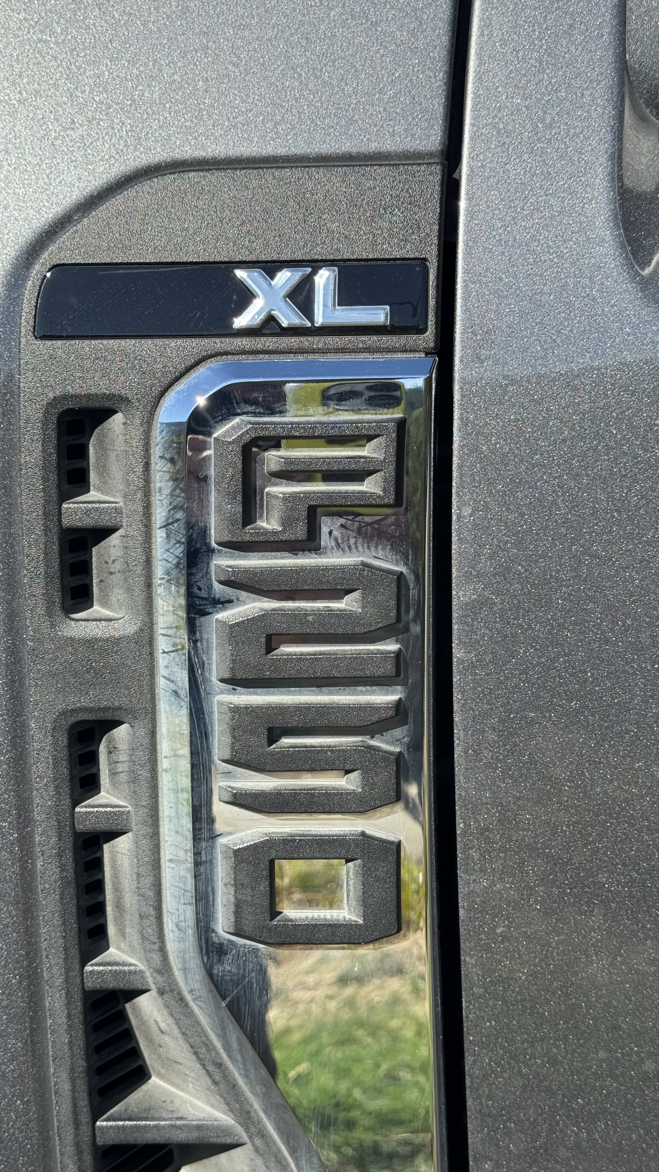 Used 2025 Ford F250 XL w/ FX4 Off-Road Package AWD/4WD image 16