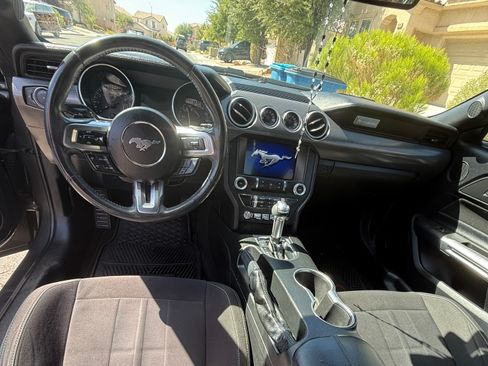 Used 2018 Ford Mustang Coupe w/ Ecoboost Performance Package RWD image 6